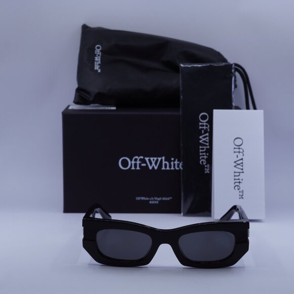 Off-White OERI147 BELLEVILLE 1007 Cat Eye Sunglasses – Black/Dark Grey - Picture 3 of 10
